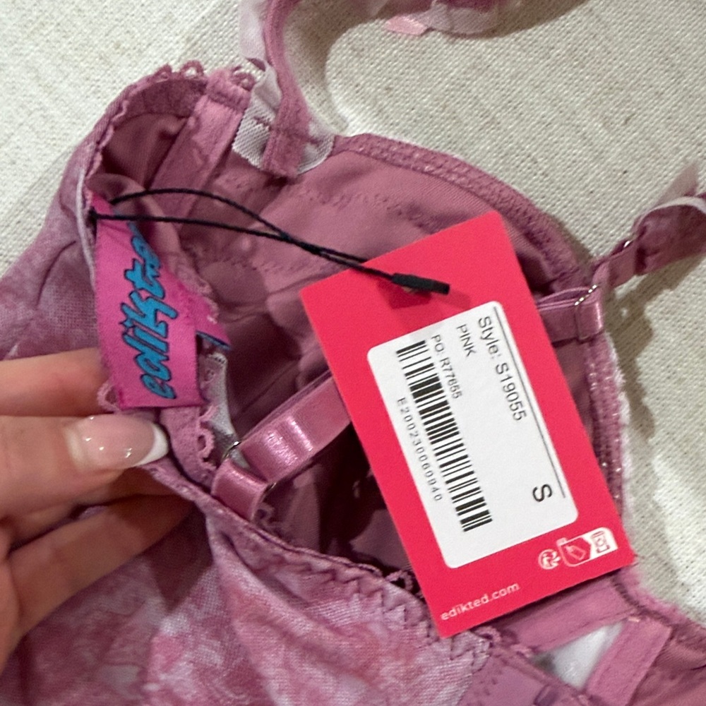 Pink Ruffled Crop Top - Picture 5 of 5